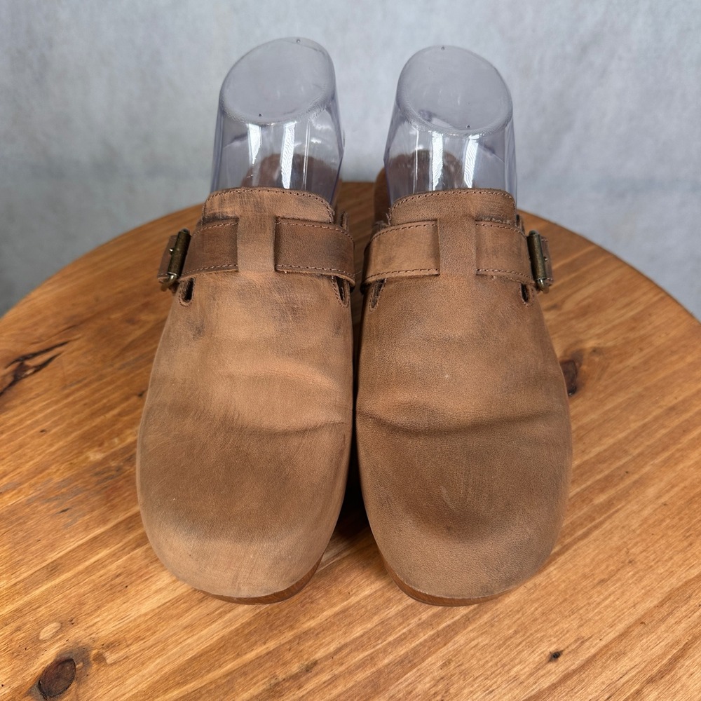 White Mountain Clogs Women 8.5 Brown Good Buckle Strap Platform Mules - Picture 3 of 13